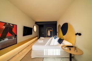 thumbnail: Room