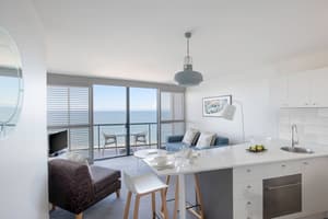 thumbnail: Living area
