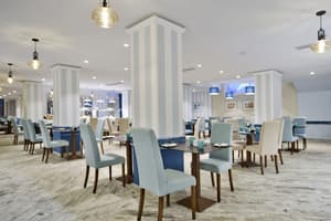 thumbnail: Restaurant