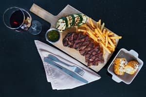 thumbnail: Restaurant