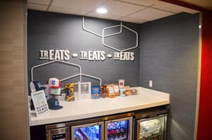 thumbnail: Snack bar