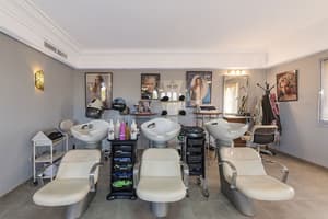 thumbnail: Hair salon