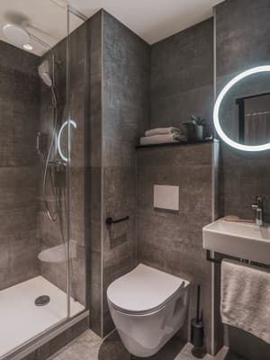 thumbnail: Bathroom