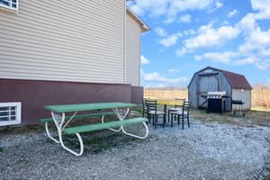 thumbnail: BBQ/picnic area
