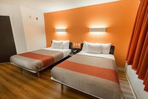 thumbnail: Room amenity