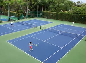 thumbnail: Tennis court