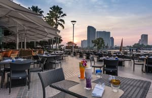 thumbnail: Restaurant