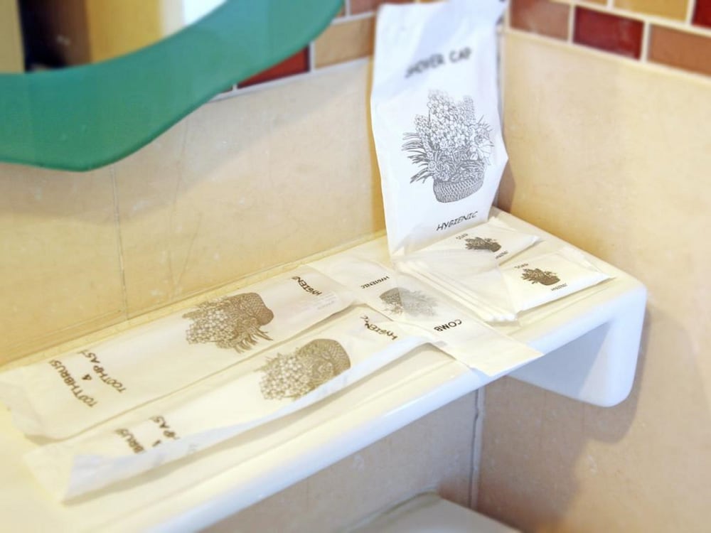 Bathroom amenities