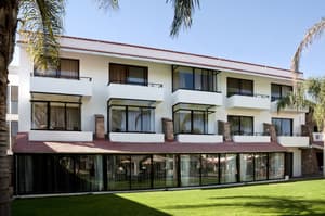 thumbnail: Exterior