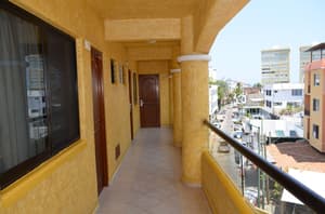 thumbnail: Exterior