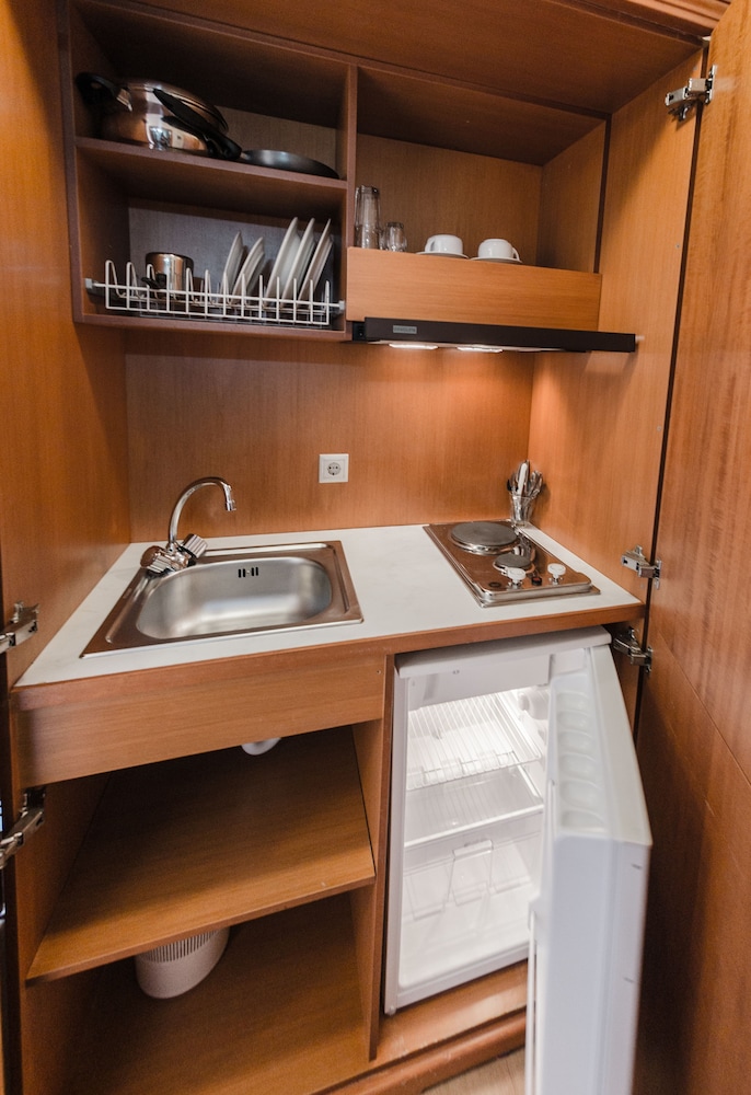 Private kitchenette