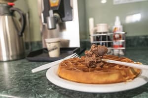 thumbnail: Breakfast area