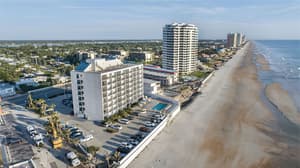thumbnail: Exterior