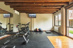 thumbnail: Gym