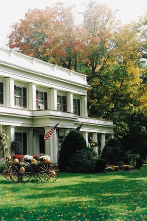 thumbnail: Exterior