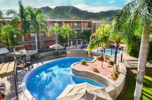 thumbnail: Outdoor pool