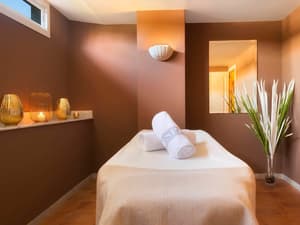 thumbnail: Treatment room