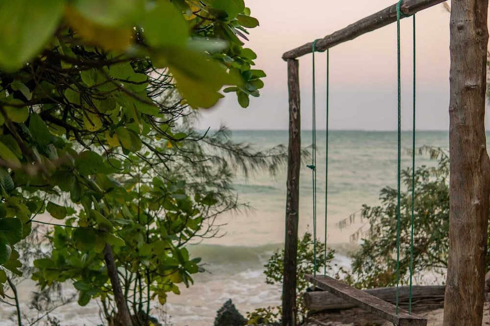 Beach/ocean view