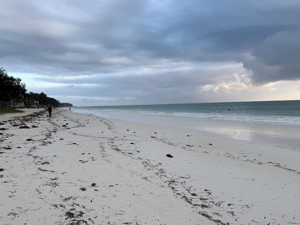 Beach/ocean view