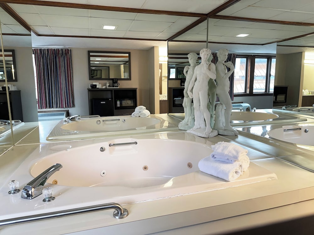 Jetted tub
