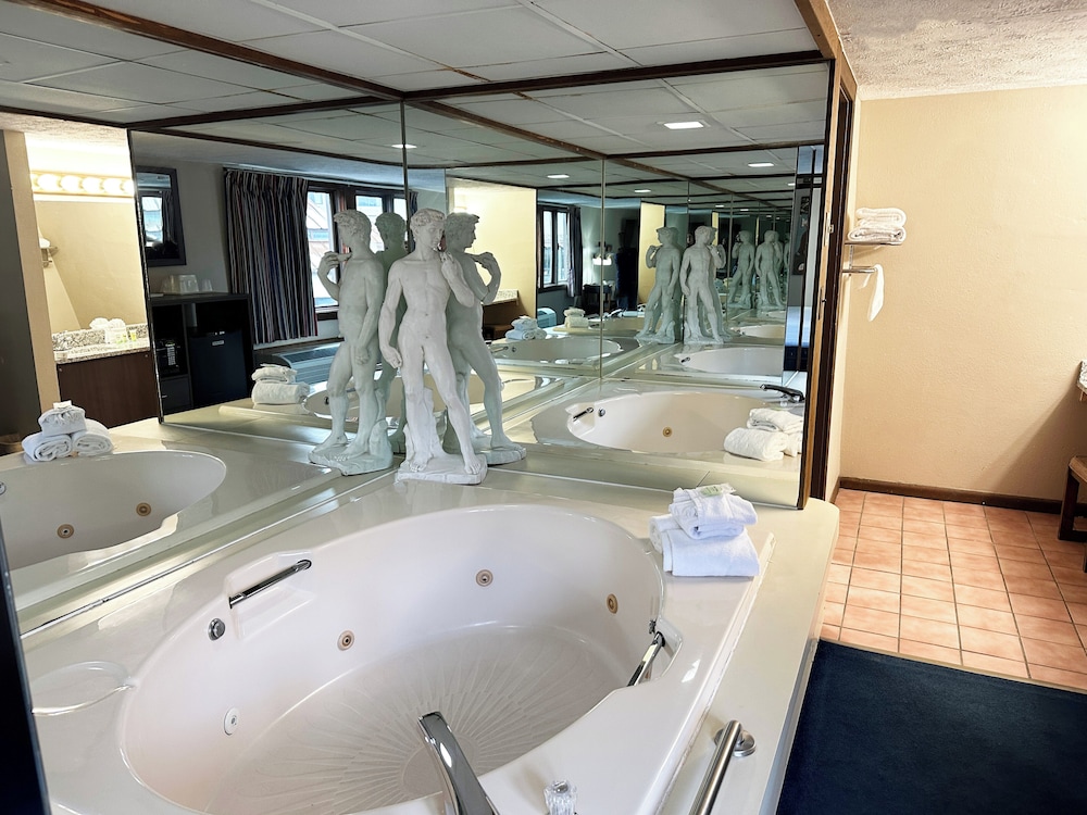 Jetted tub