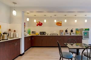 thumbnail: Breakfast area