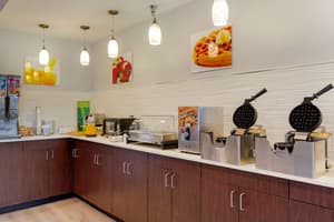 thumbnail: Breakfast area