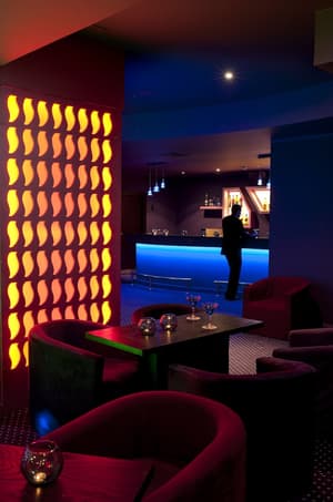 thumbnail: Lobby lounge