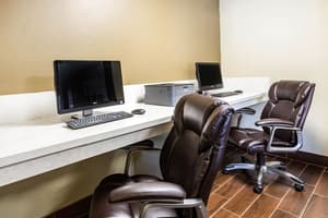 thumbnail: Business center
