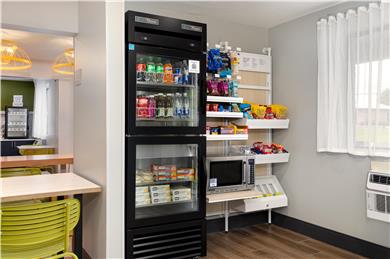 Dining,Dining Area,Restaurant,On-Site