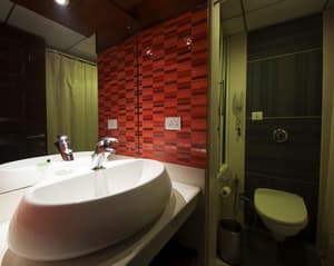 thumbnail: Bathroom