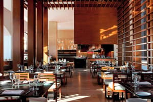 thumbnail: Restaurant