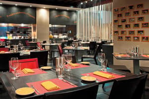 thumbnail: Restaurant