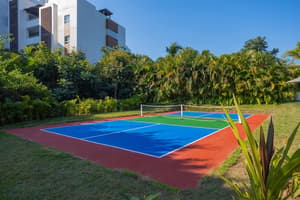 thumbnail: Sport court