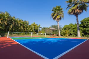 thumbnail: Sport court