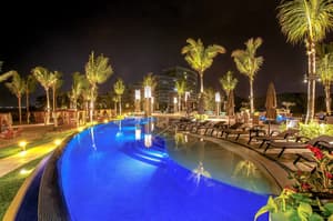 thumbnail: Infinity pool