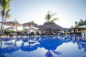 thumbnail: Infinity pool