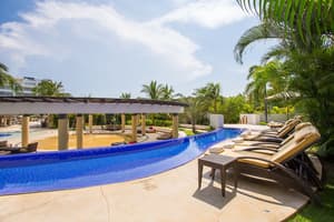 thumbnail: Outdoor pool