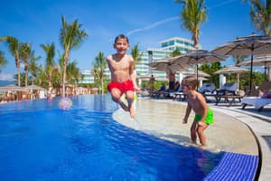 thumbnail: Outdoor pool