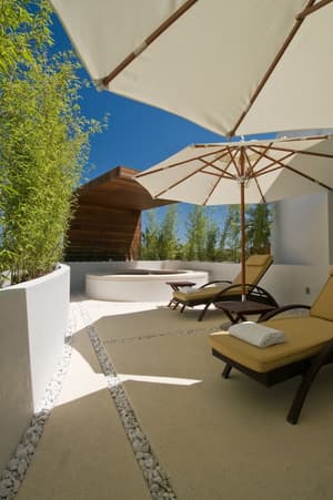 thumbnail: Balcony