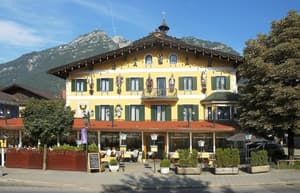 thumbnail: Restaurant