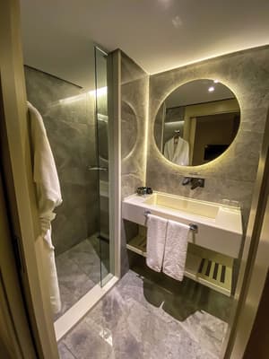 thumbnail: Bathroom