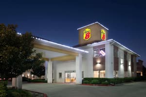 thumbnail: Exterior