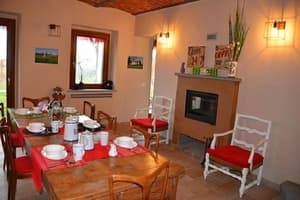 thumbnail: Breakfast area