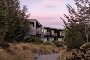 thumbnail: Exterior