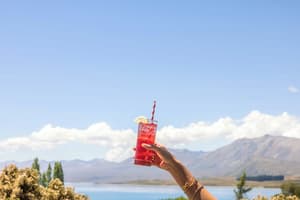 thumbnail: Bar (on property)