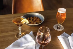 thumbnail: Bar (on property)
