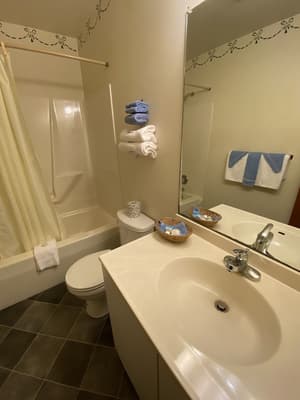 thumbnail: Interior