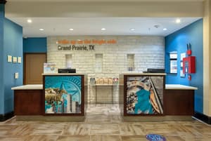 La Quinta Inn And Suites South Grand Prairie