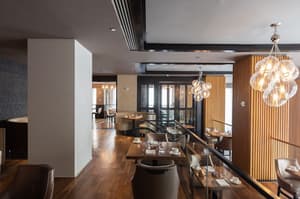 thumbnail: Restaurant